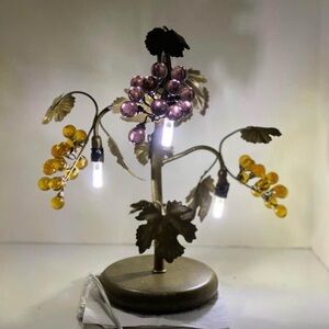Vintage Gold Table Lamp with🍇Grape Design🍇